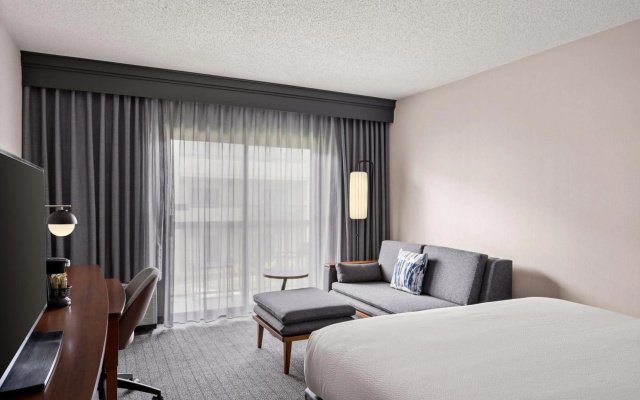 Courtyard by Marriott Detroit Livonia