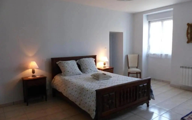 Gîte Arfeuilles, 5 pièces, 11 personnes - FR-1-489-280