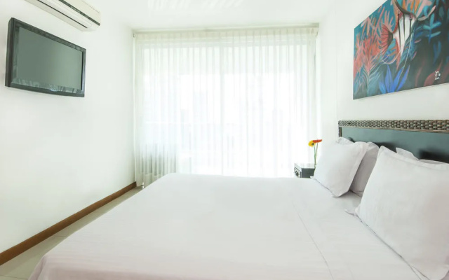 Travelers Suites Orange Cartagena