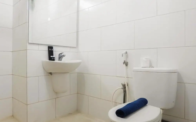Homey and Comfy 2BR Apartment at Waterplace Residence