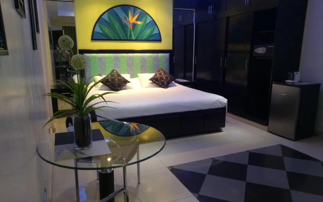 Fields Walking Street Hotel