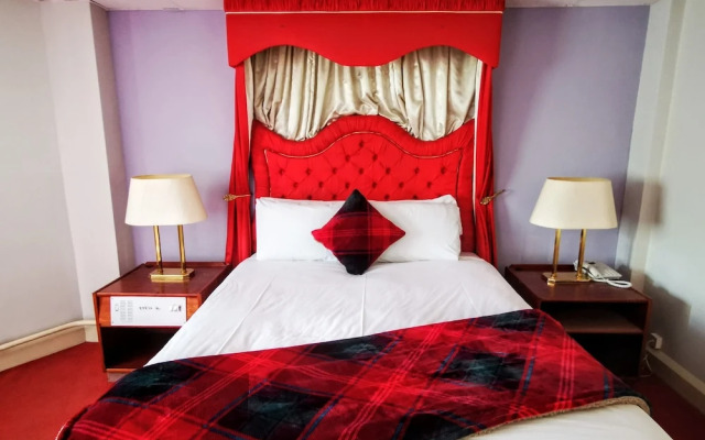 Castle Hotel