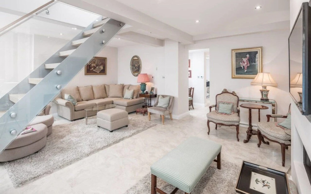 Beautiful 4-bed House in Notting Hill