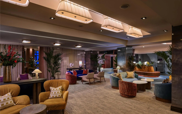 DoubleTree by Hilton London West End