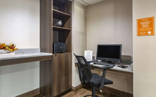 Comfort Suites South Park
