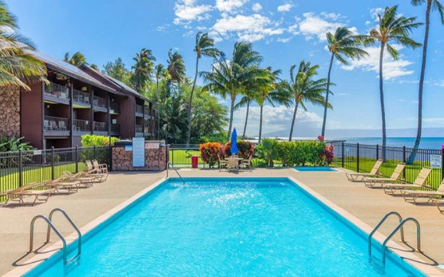 Molokai Shores