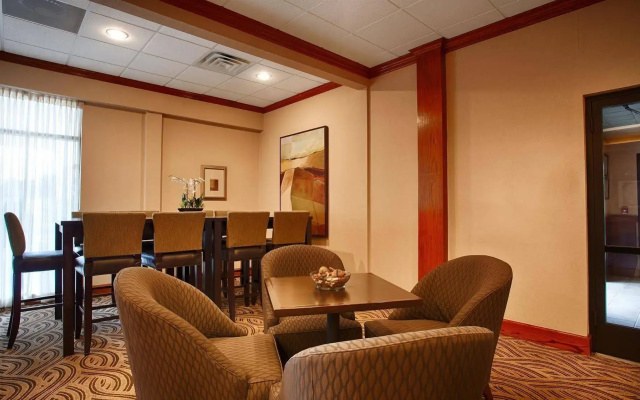 Clarion Inn North Haven - New Haven North