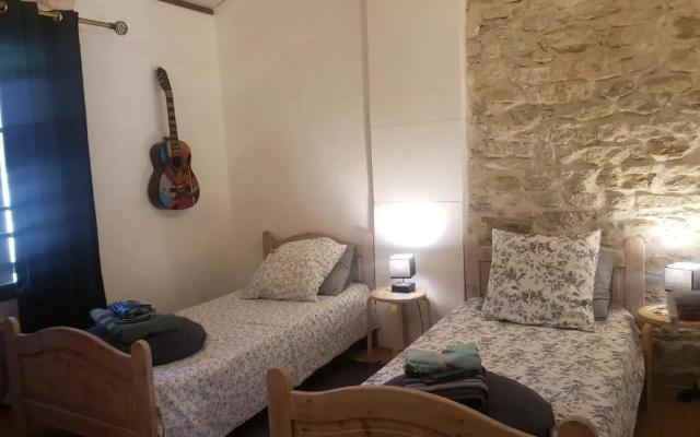 Appartement à FONTAINE DE VAUCLUSE