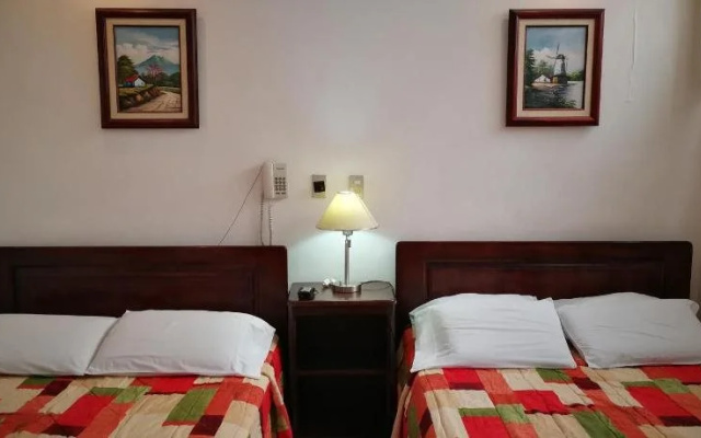 Hotel Hojarascas