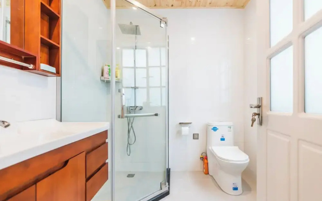 Shanghai Hills&XING 38 Family Homestay