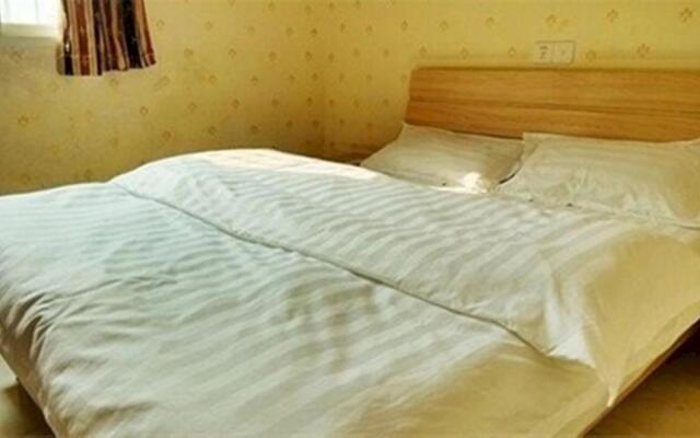 Апартаменты Xiamen Yiqing Apartment Сямынь комната для гостей