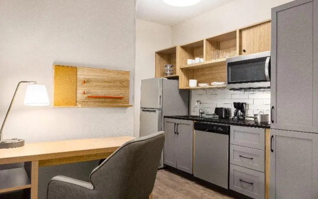 Candlewood Suites West Memphis