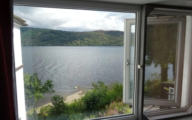 The Lochside Hostel
