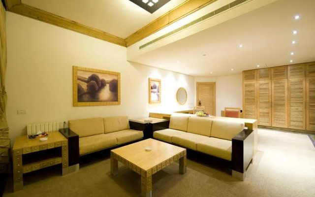 Terrebrune Hotel