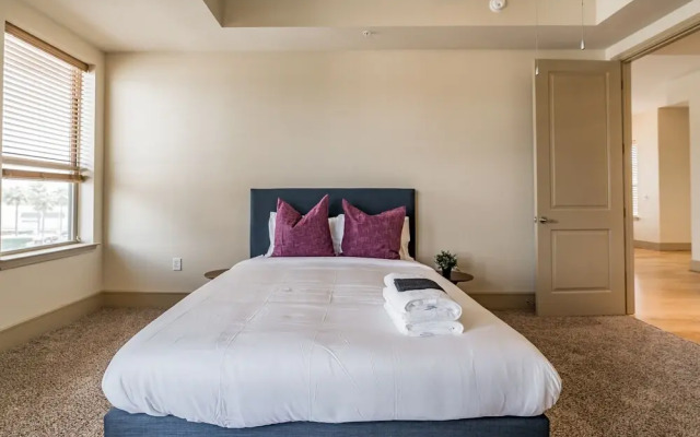 The Luxury Suites of Houston