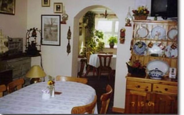 Hillcrest Farmhouse