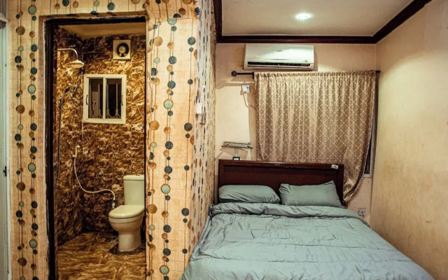 The CEO hotel and suite