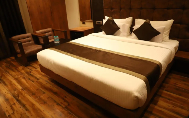 Hotel Emperio Grand