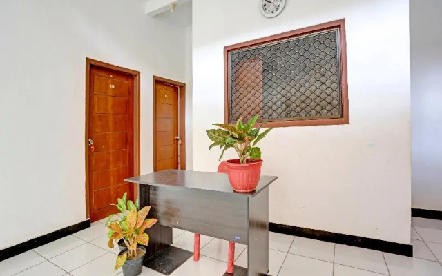 OYO 91773 Ab Homestay