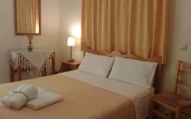 Kritikos Rooms