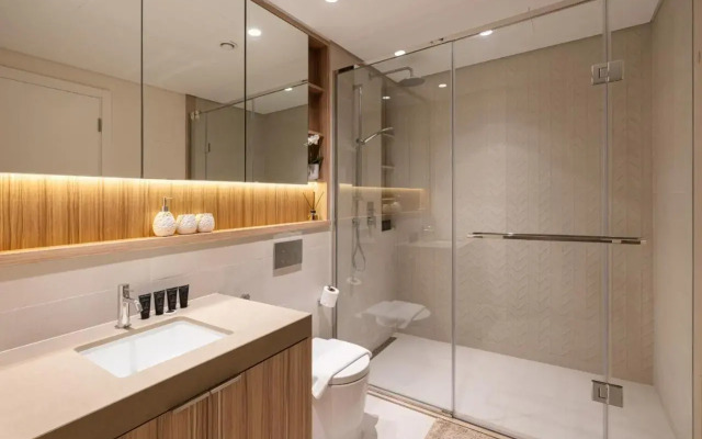 Cleopatra's Home Rentals In Wilton Terraces