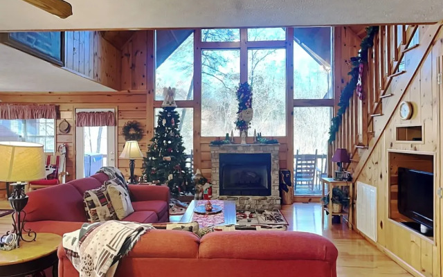 Mountain Mist by Jackson Mountain Rentals