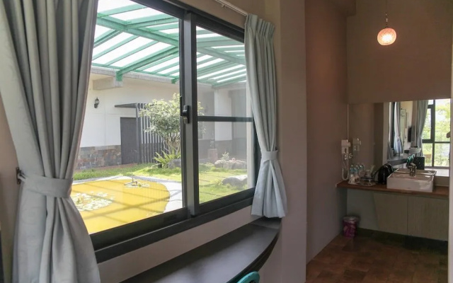 Taoyuan B&B