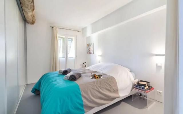 Ross 5- F2, Lumineux, Balcon, Loft, Clim, Vieux-Nice
