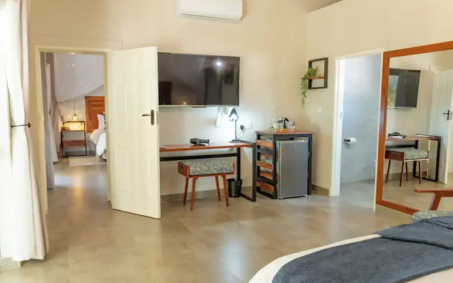 Kasambabezi Lodge