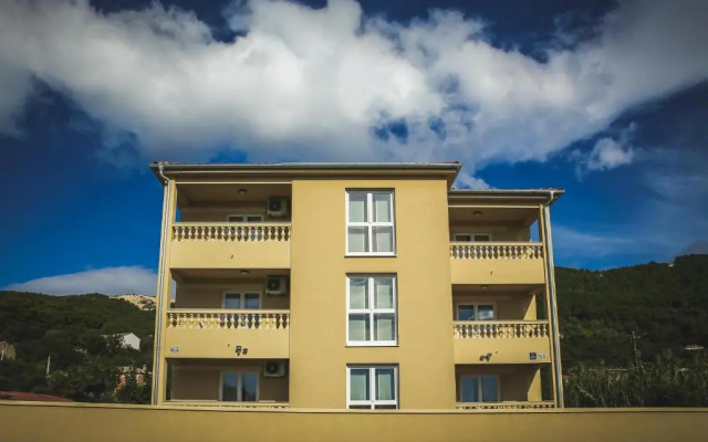 Apartments Sesar