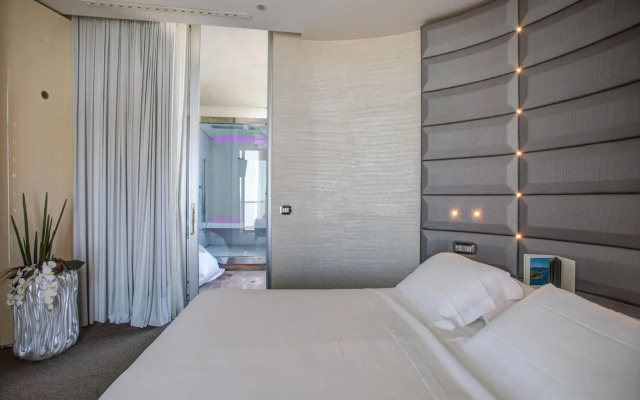 Hotel Waldorf - Premier Resort