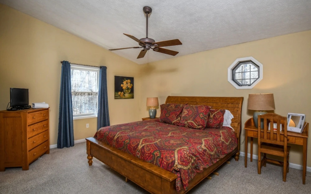 Break Away Chalet 3 Bedroom House