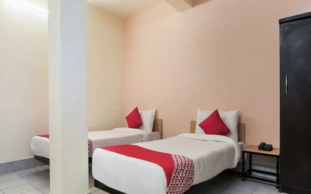 Sher Singh Palace by OYO Rooms