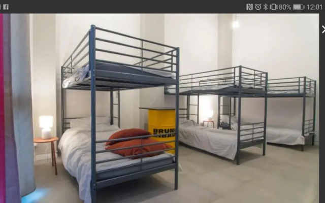 Hostelleria