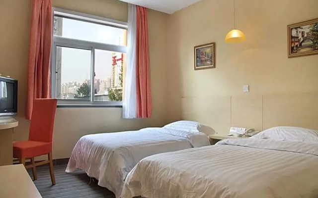 Super 8 Hotel