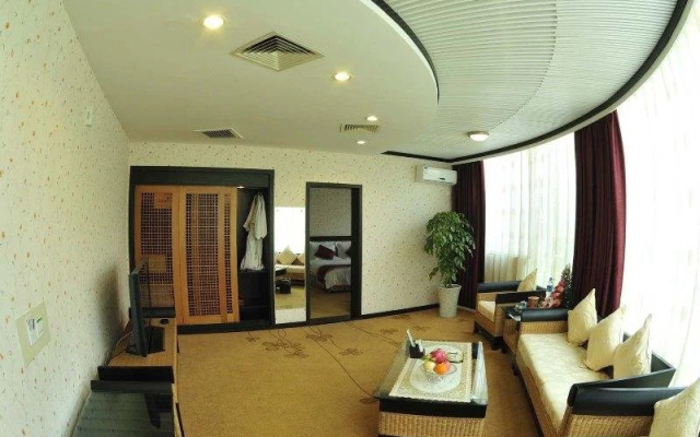 Yijing Garden Resort & Spa Hotel