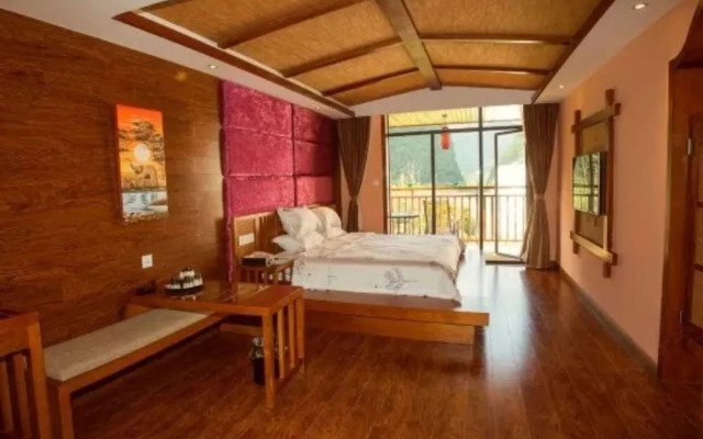 Bluesky Hotel & Resort