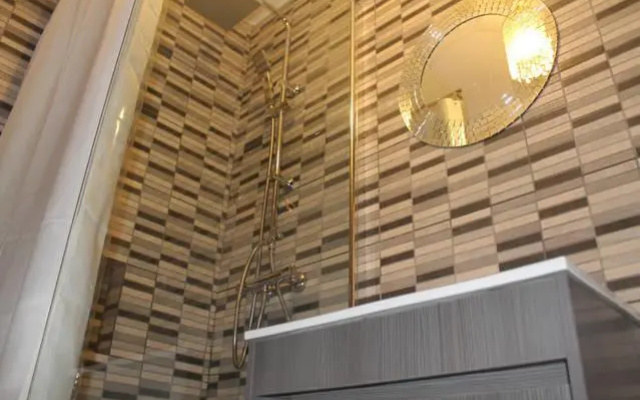 Al-Hamma Apartment