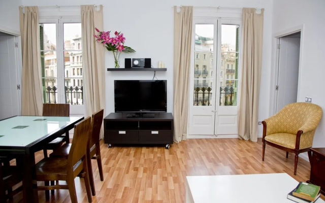 Claris Apartments