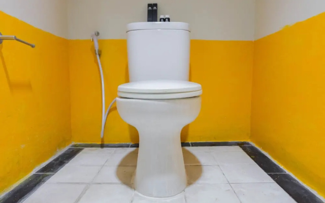 Best Price Studio at The Habitat Apartment near UPH
