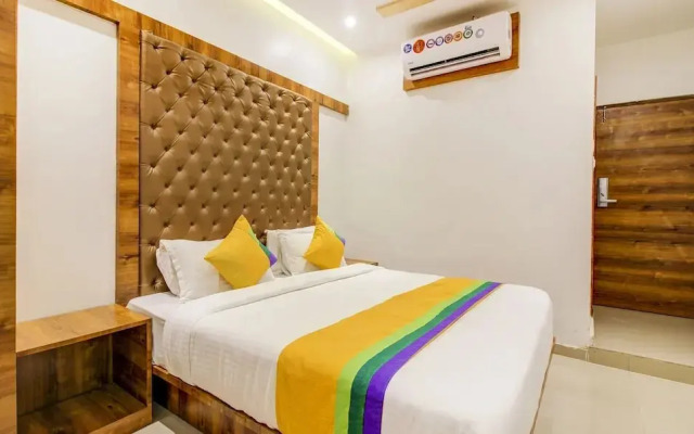 Hotel Riva International-Near Nesco