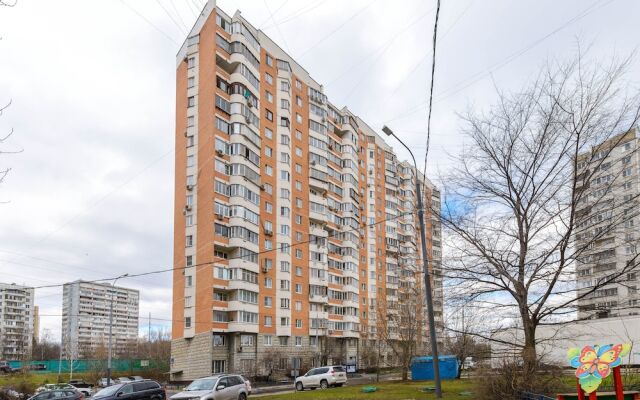 Гостиница Domumetro na Bolotnikovskoy вид на фасад