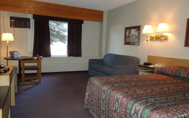Walking Eagle Inn & Lodge