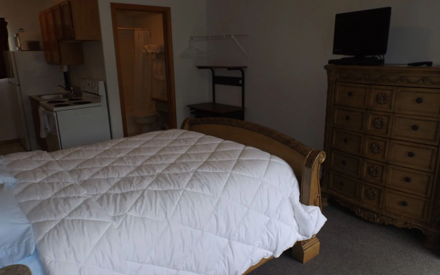 Clark Fork Lodge