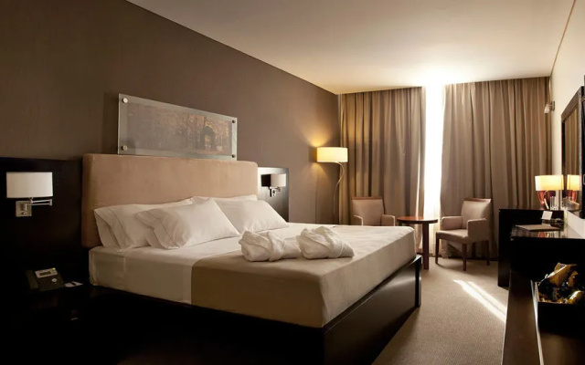 Howard Johnson Resort Spa and Convention Center Lujan
