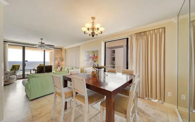 Pelican Pointe 1406