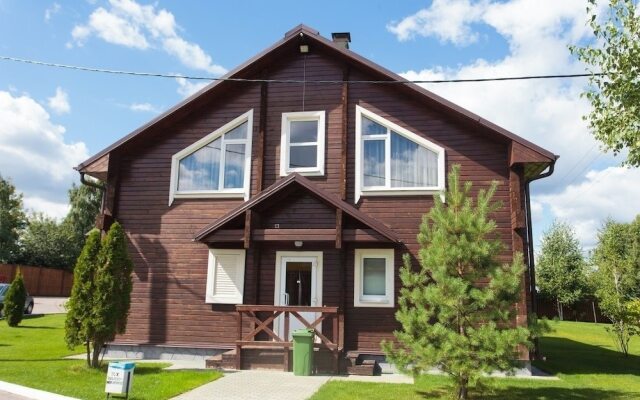 Гостиница ECO House вид на фасад