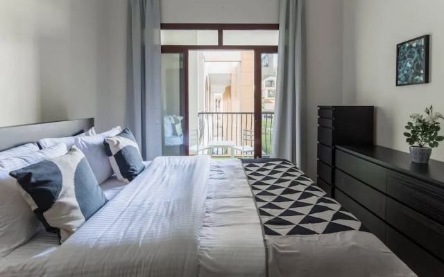 Spacious 1BR in Heart of JVC