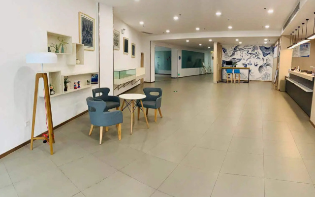 Hanting Hotel Kaili International Trade Shopping Center