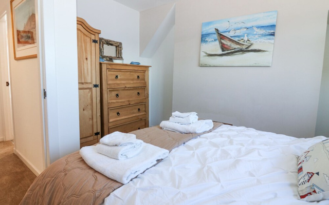Periwinkle Cottage